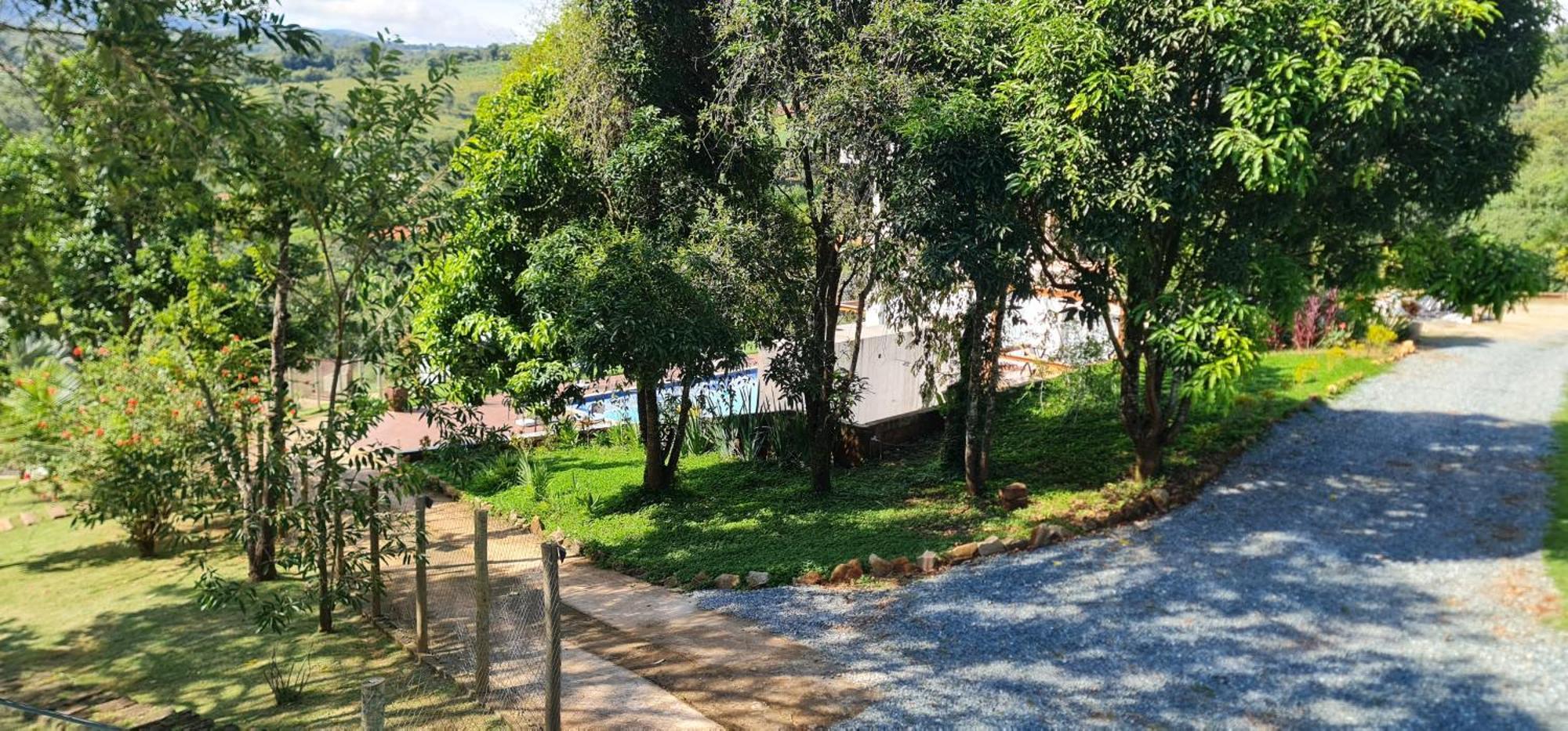Pousada Descobrindo A Vida Brumadinho Εξωτερικό φωτογραφία
