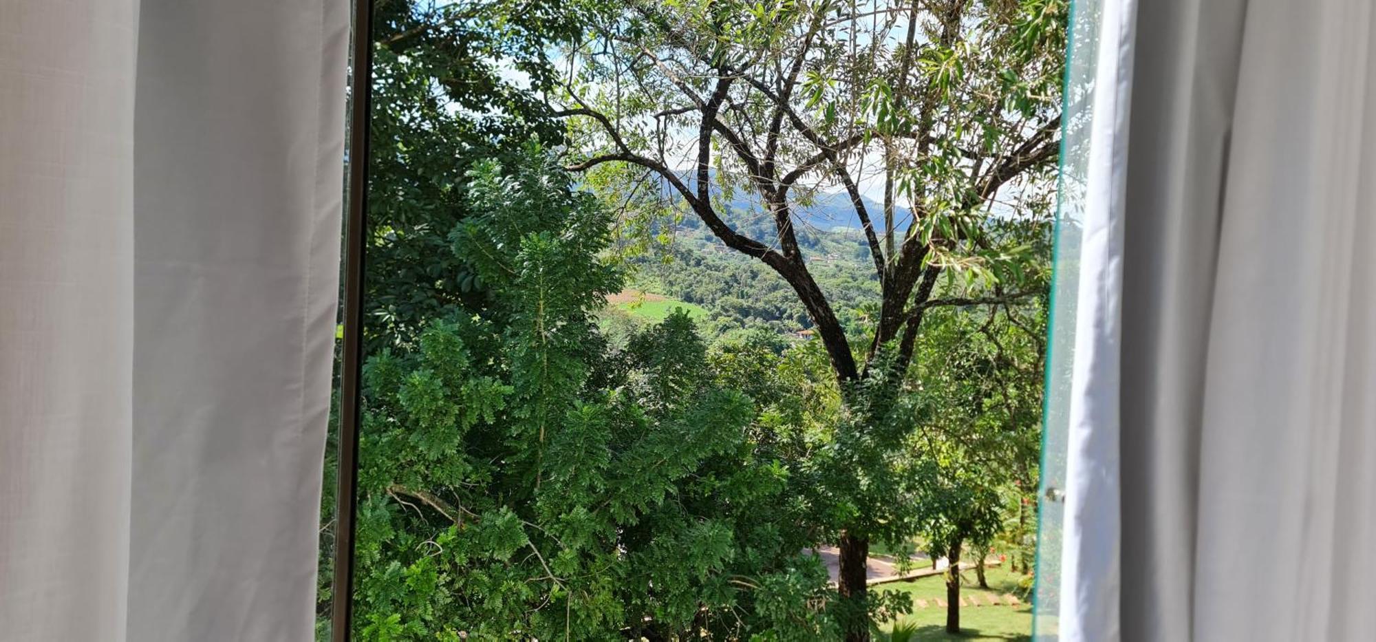 Pousada Descobrindo A Vida Brumadinho Εξωτερικό φωτογραφία